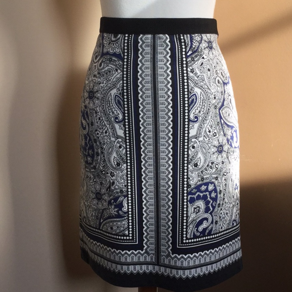 Raffaella Paisley knit skirt, size10